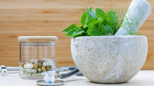 5 Reasons Why People Ditch Big Pharma for Natural Cures